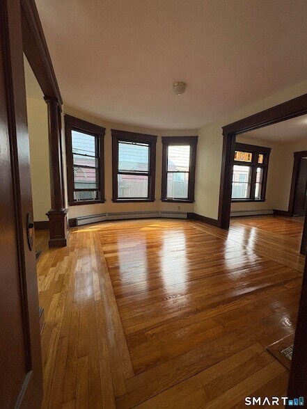 Building Photo - 788 Elm St