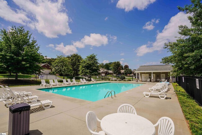 Building Photo - 458 Jewelwood Dr