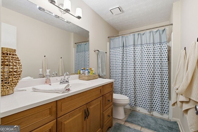 Building Photo - 505 Summerhill Pl