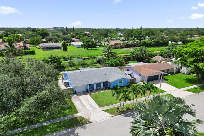 Building Photo - 855 NW 80th Terrace