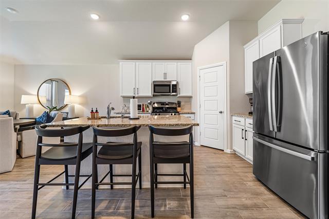 Building Photo - 137 Greenback Trl