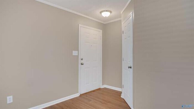 Building Photo - 207 Sandy Wood Ct