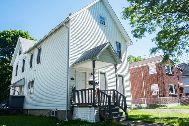 Primary Photo - 12 Serrell Ave