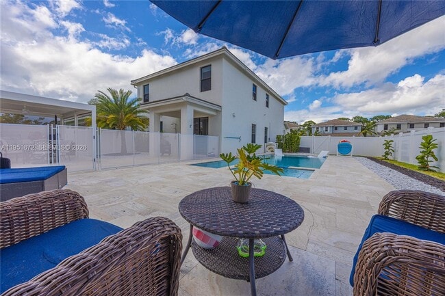 Building Photo - 7126 Rockwood Rd