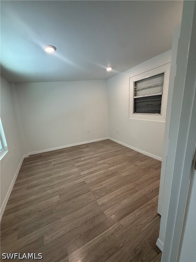 Building Photo - 12154 Americus Ln