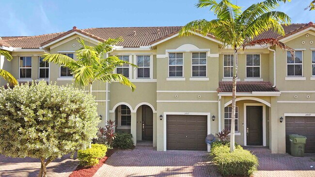 Primary Photo - 1457 SE 26th Ave