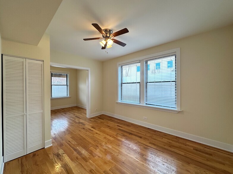 Building Photo - 348 Park Ave