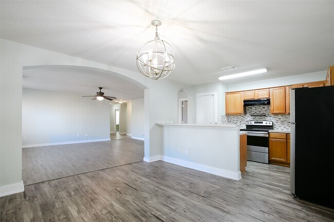 Building Photo - 9823 Cassowary Dr