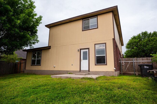 Building Photo - 115 Brazos Ln