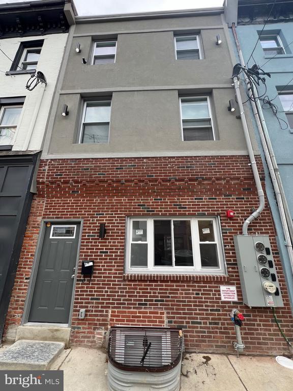 Building Photo - 2321 N 2nd St