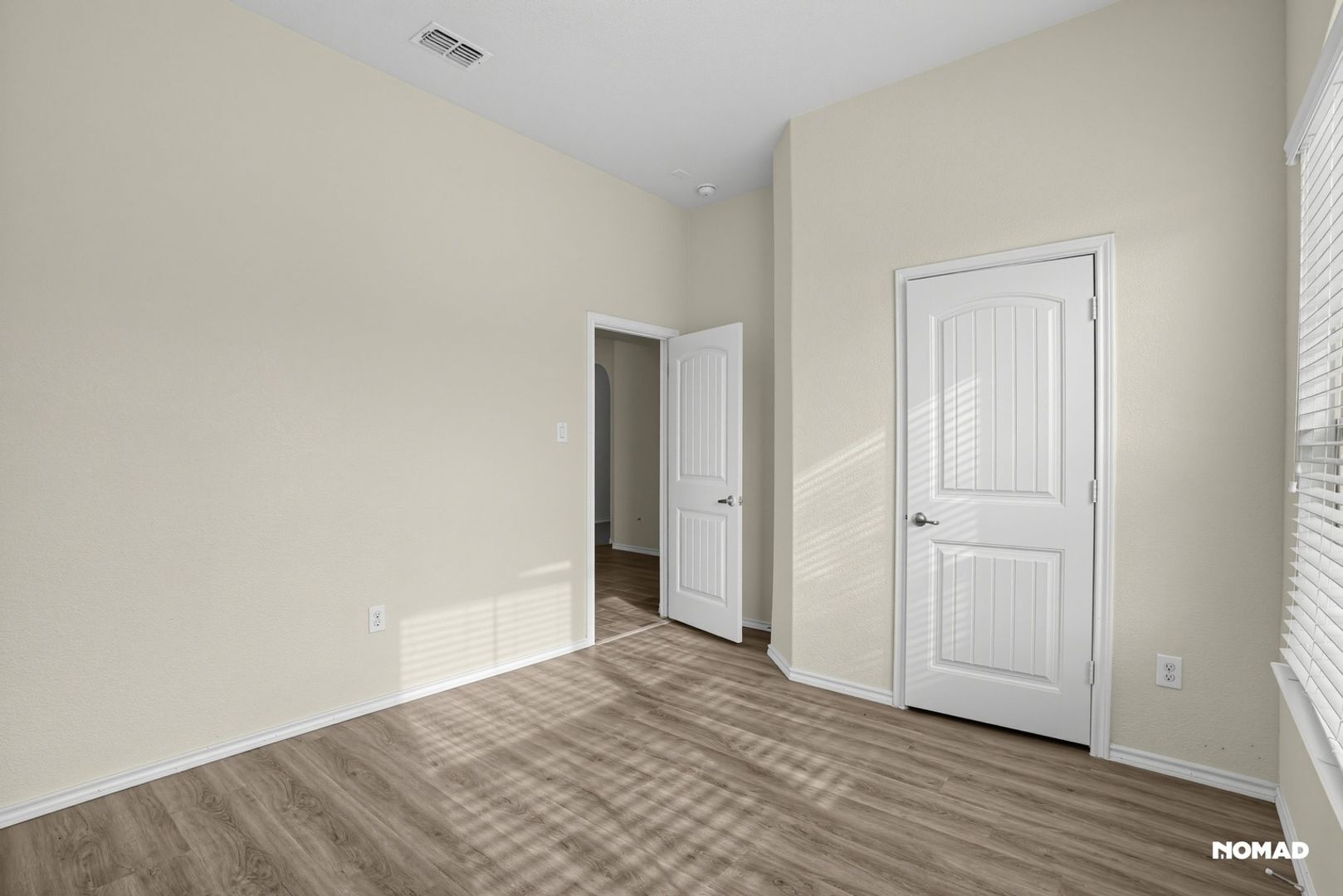 Building Photo - 10313 Burtrum Dr