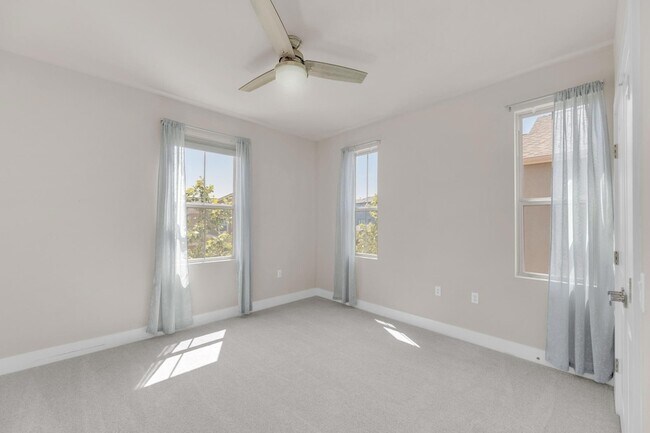 Building Photo - 4110 Nitschke St