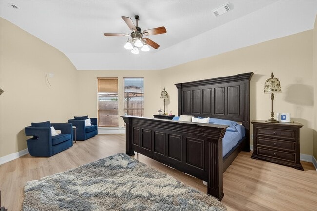 Building Photo - 3718 Garden Green Trail