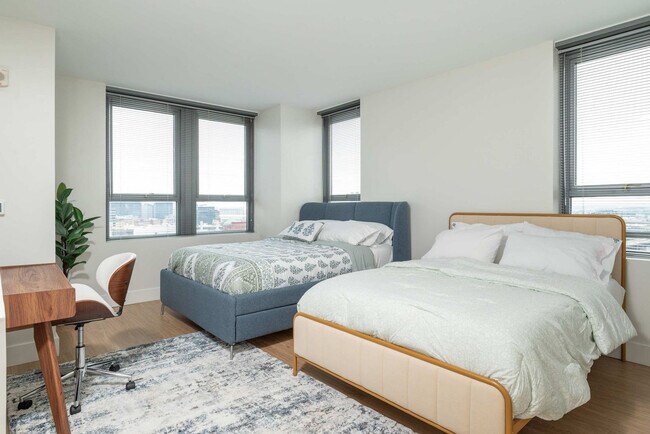 Building Photo - 677-679 Washington Street-SI ID1322145P