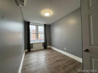 Building Photo - 145 Tulip Ave
