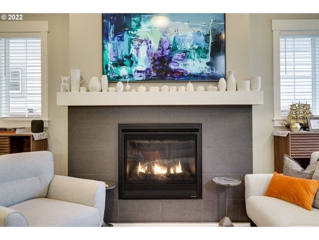 Building Photo - Beautiful Contemporary Home in Hillsboro near Reed's Crossing