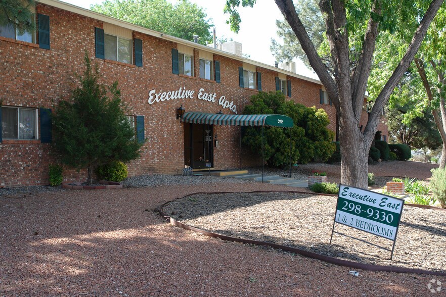 Building Photo - Executive East Apartments