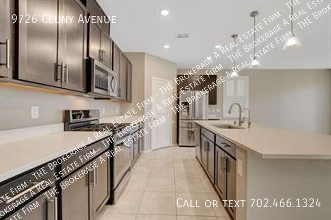Building Photo - 9726 Cluny Ave