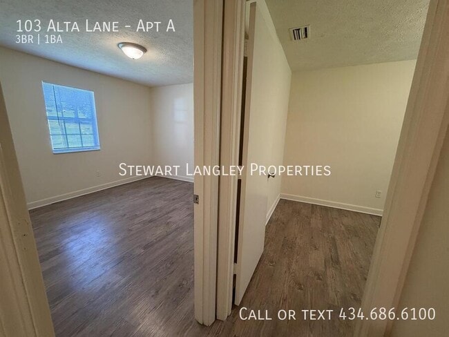 Building Photo - 103 Alta Ln