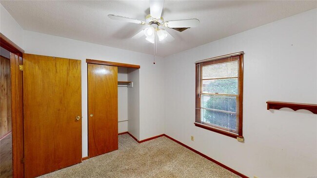 Building Photo - 921 Loder St