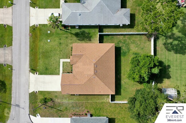 Building Photo - 9 Sea Beacon Pl