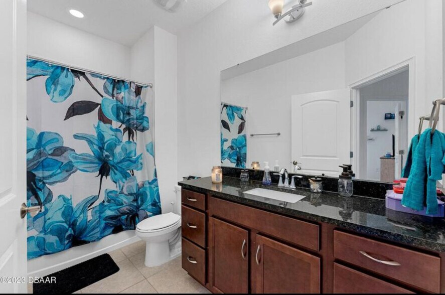 Building Photo - 5435 Estero Loop