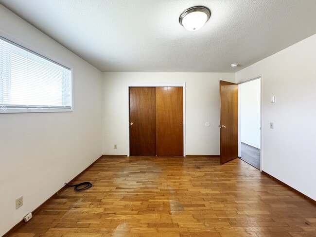 Building Photo - 2410 Taylor St