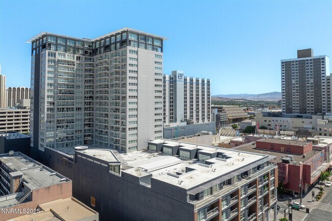 Building Photo - 255 N Sierra St