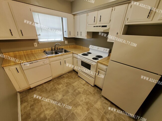 Building Photo - Affordable 2 bedroom apartment in Spring H...