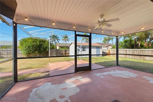 Building Photo - 18554 Zinnia Rd