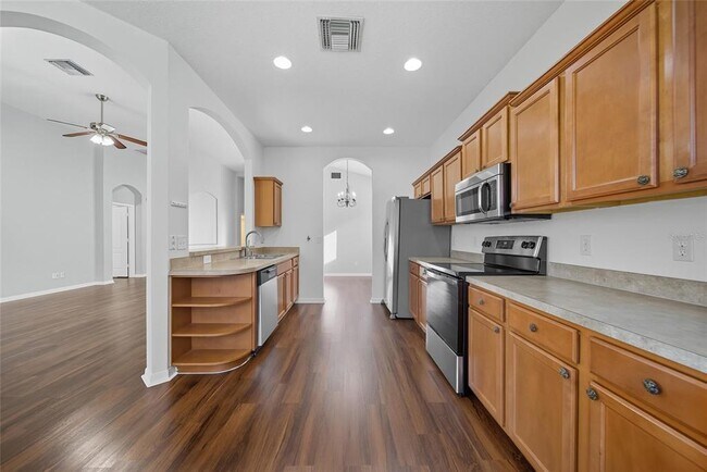 Building Photo - 8630 Sandy Plains Dr