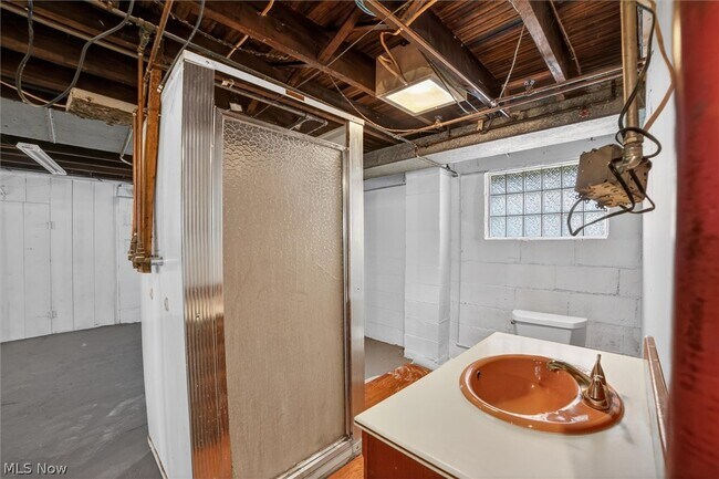 Building Photo - 4874 E 95th St