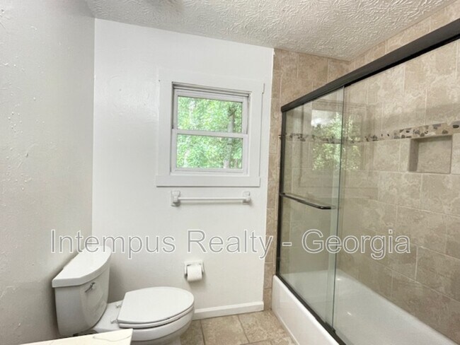 Building Photo - 10440 Virginia Pine Ln