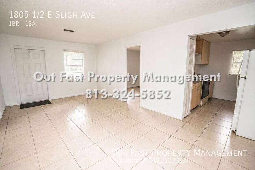 Building Photo - 1805 1/2 E Sligh Ave-