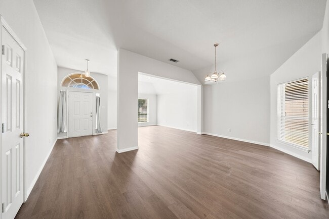 Building Photo - 6507 Watch Hill Ct
