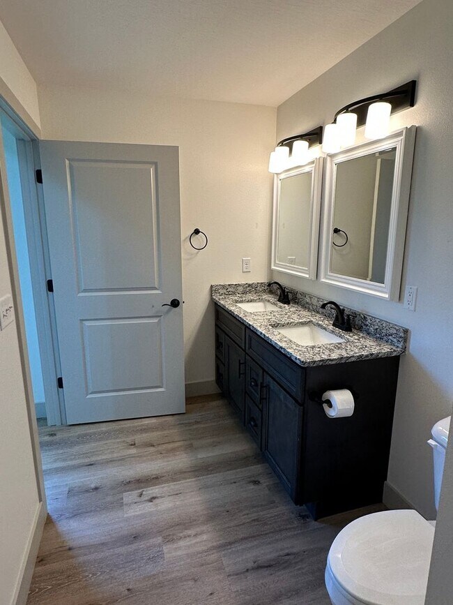 Building Photo - Now Accepting Applications – 4 BED 3 BATH | Summit Pass Subdivision | Waynesville School District