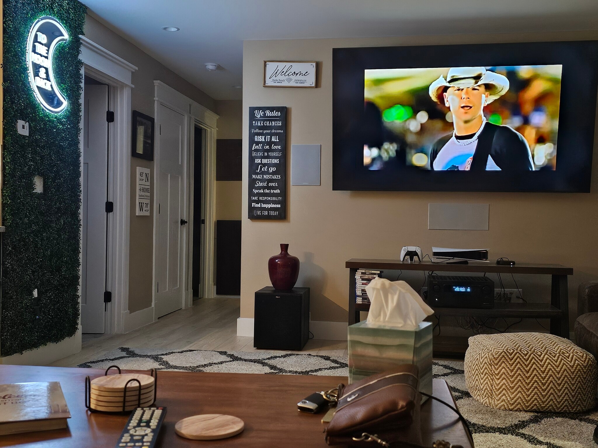 Building Photo - 435 High St