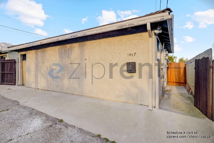 Building Photo - 1447 N Mountain Ave