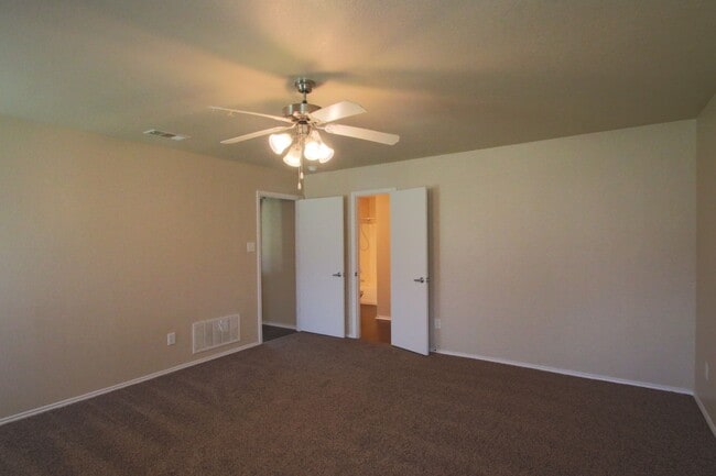 Building Photo - Coming Soon in Haslet | 3BR/2BA with 2-Car Garage, Private Yard & Easy Access to 287 & I-35