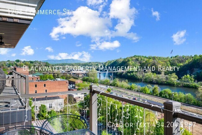 Building Photo - 1208 Commerce St