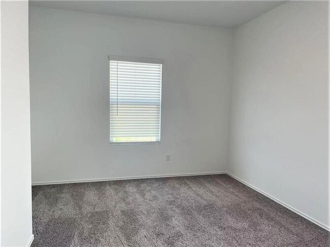 Building Photo - 1424 Linwood St