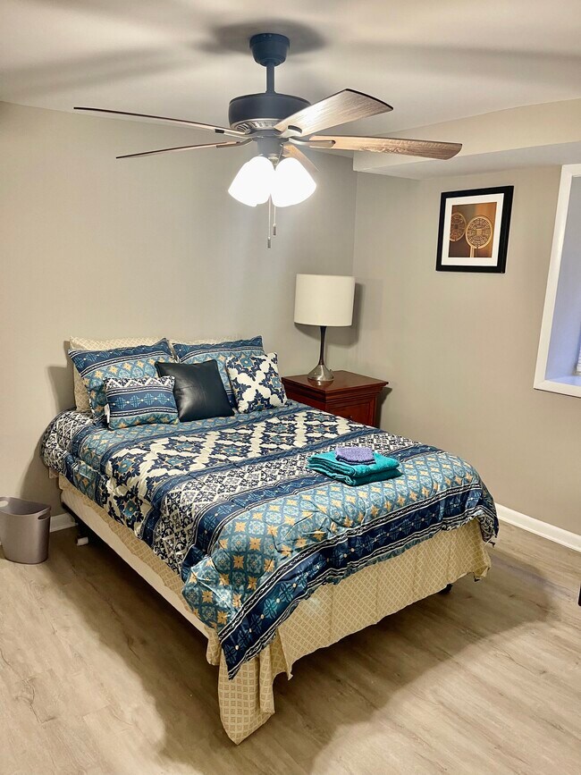 Building Photo - 121 New York Ave NW