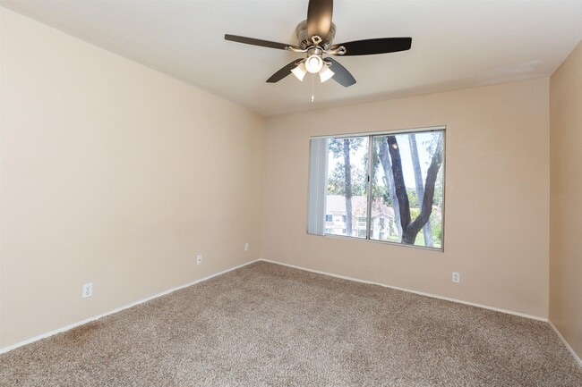 Building Photo - 663 Diamond Way