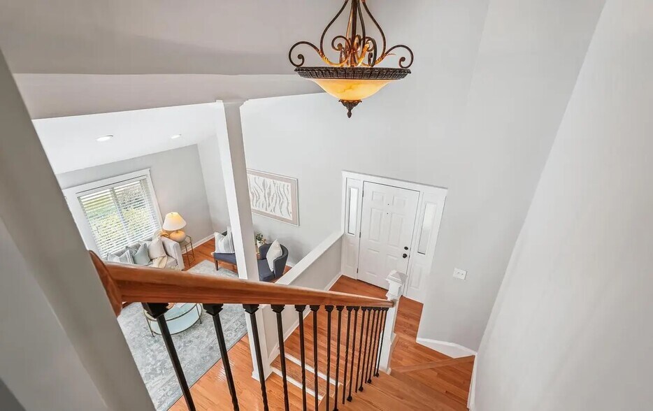 Building Photo - 276 W Meadowland Ln