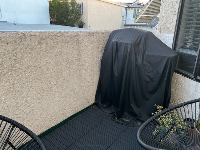 Patio - 2624 5th St