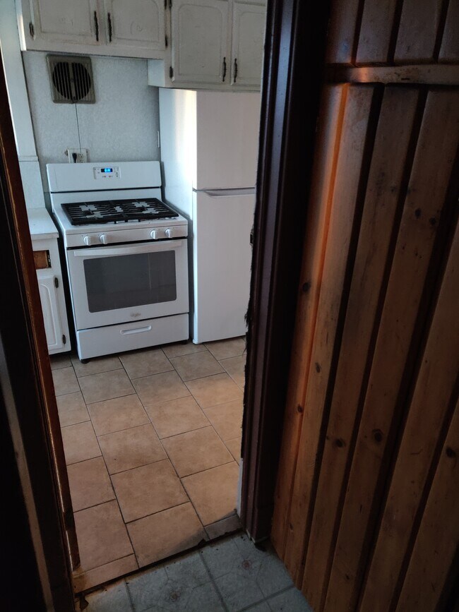 Building Photo - 308 Hoboken Rd