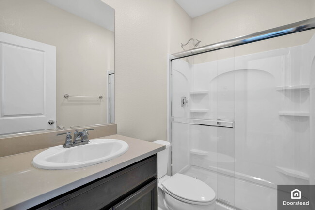 Building Photo - 5587 Saddle Rock Ln