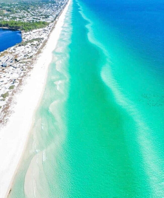 Building Photo - 25 Seabreeze Trail