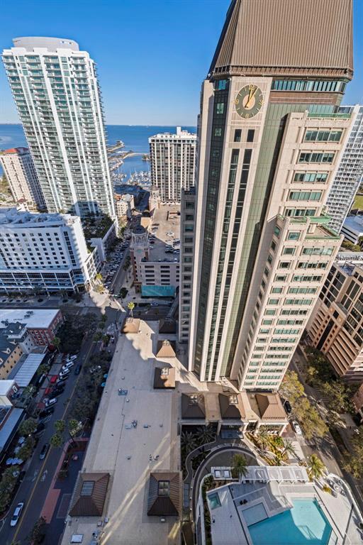 Building Photo - 275 1st Ave S