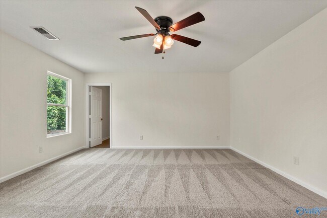 Building Photo - 223 Dormont Dr NE